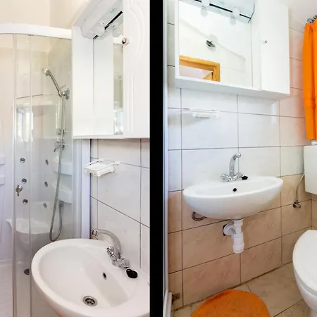 Apartment By The Sea Razanj, - 24569 Rogoznica (Sibenik-Knin)