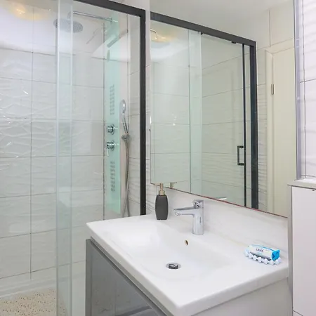 By The Sea Razanj, - 24569 * 로고즈니차