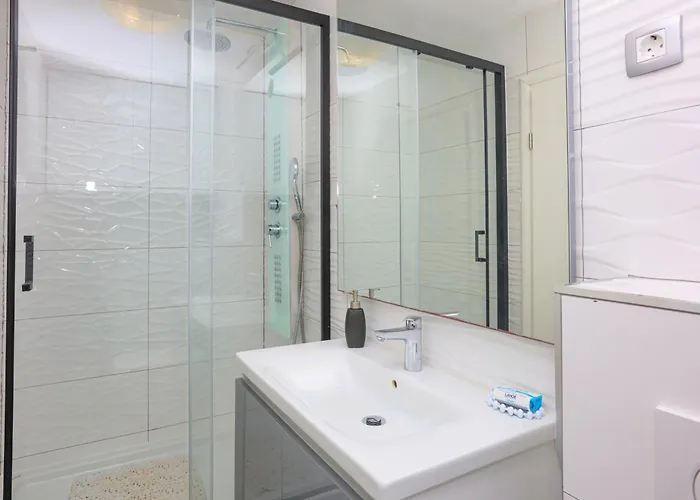 By The Sea Razanj, - 24569 * רוגוזניצה