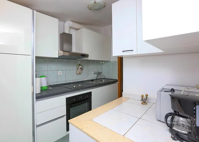 By The Sea Razanj, - 24569 רוגוזניצה